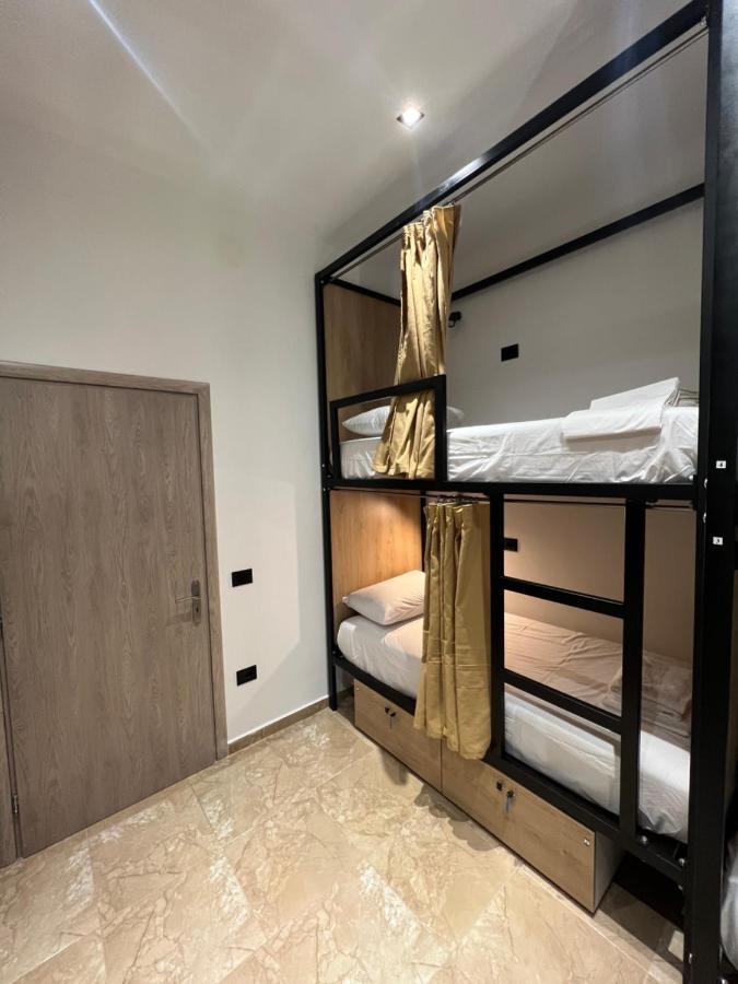 Central Boutique Hostel Саранде Екстериор снимка